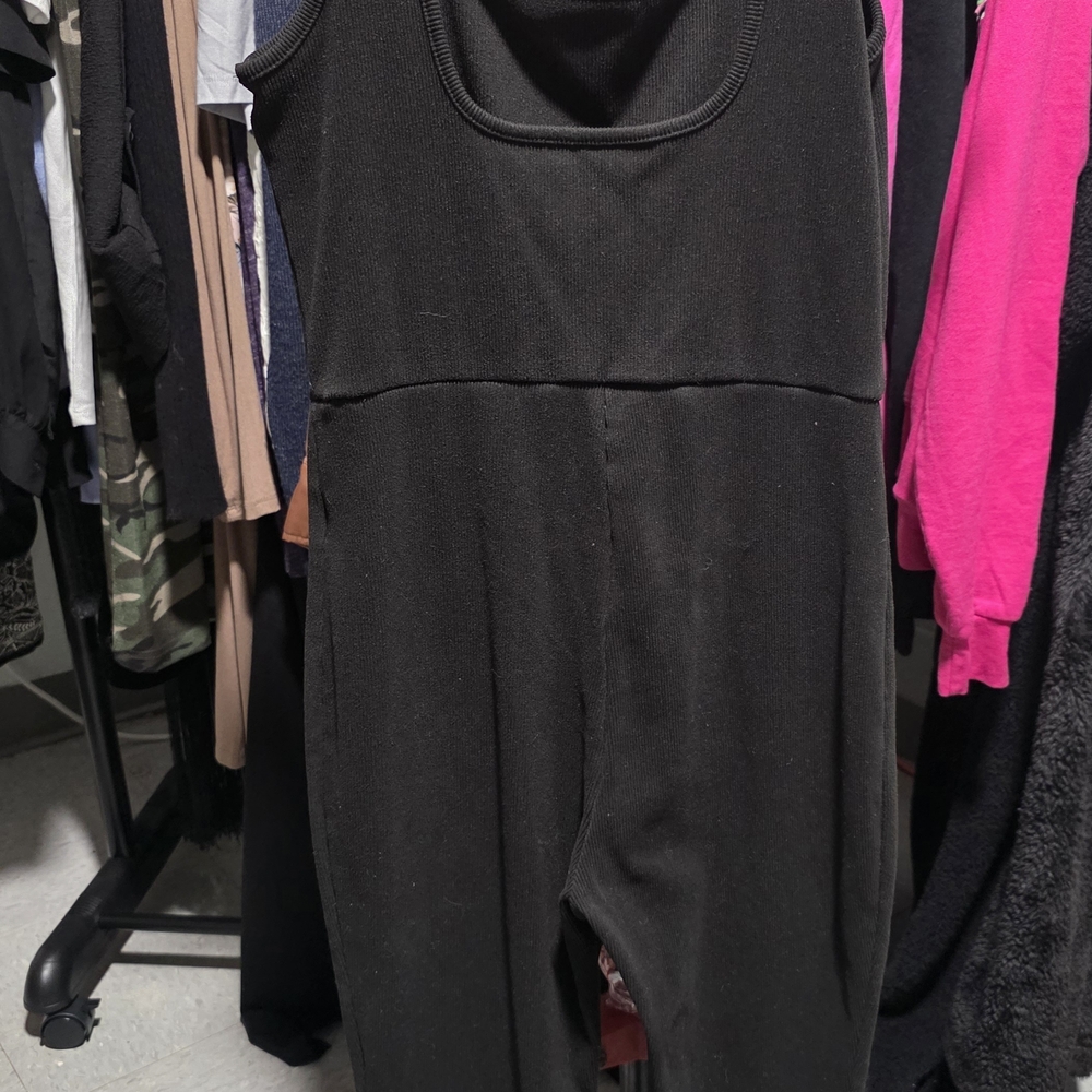 Black Sleeveless Jumpsuit Romper